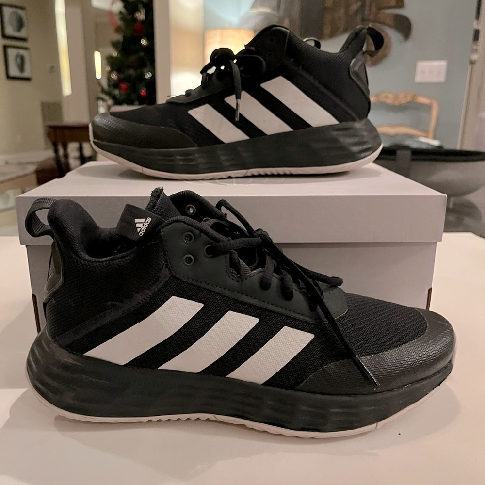 Adidas OWNTHEGAME 2.0 K - Size US men’s 7